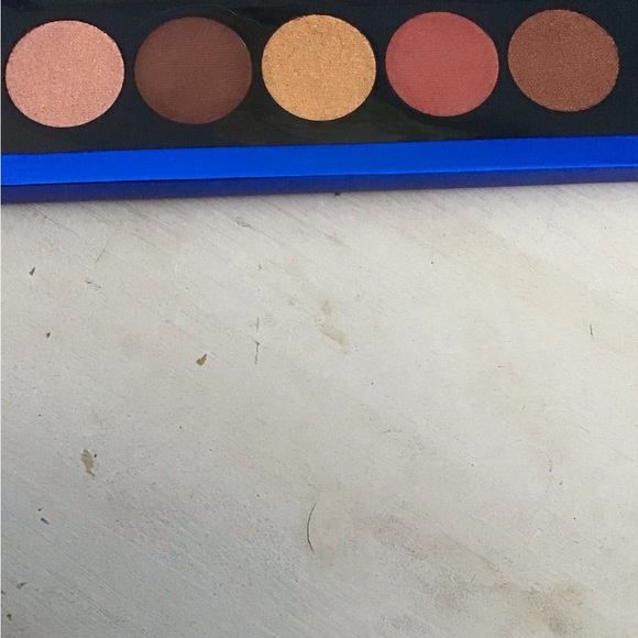 Pat McGrath Star Wars Limited Edition The Golden One eyeshadow Palette New InBox - Picture 3 of 3